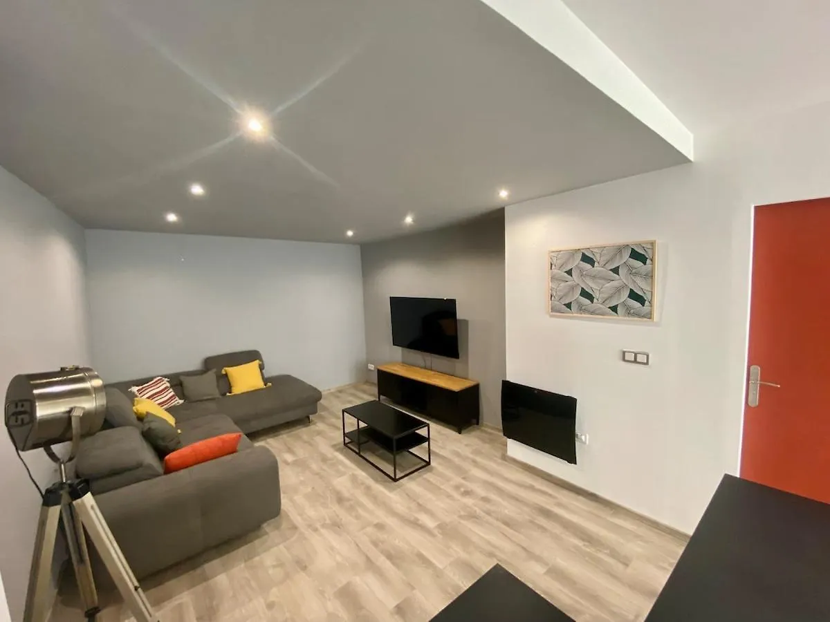 Agreable Maison De Ville contacts